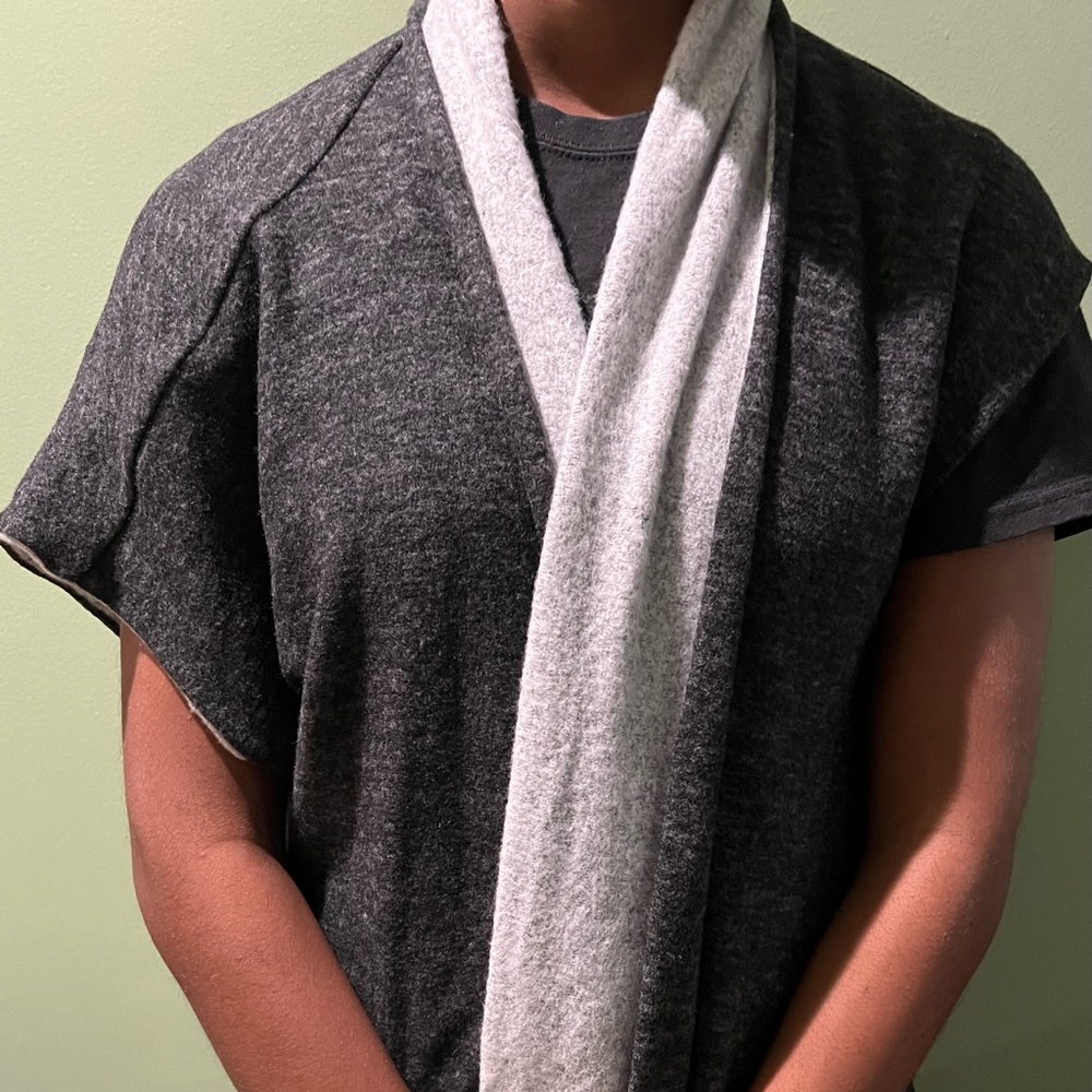 Nallie and Millie L/XL Reversible Super Soft Sleeveless Sweater